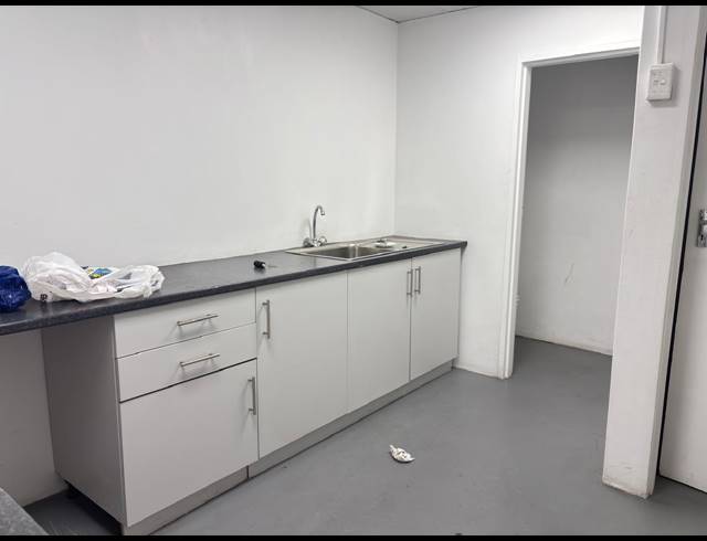 346M² OFFICE TO LET IN TYGER VALLEY